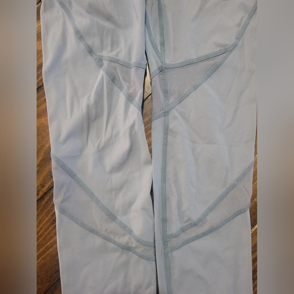Born Primitive leggings w/ mesh, light blue, size S - Picture 2 of 4
